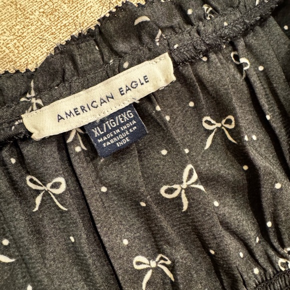 American Eagle Tie-Front Printed Top — Size XL 🎀 White Bow and Polka Dot Print - Picture 6 of 8